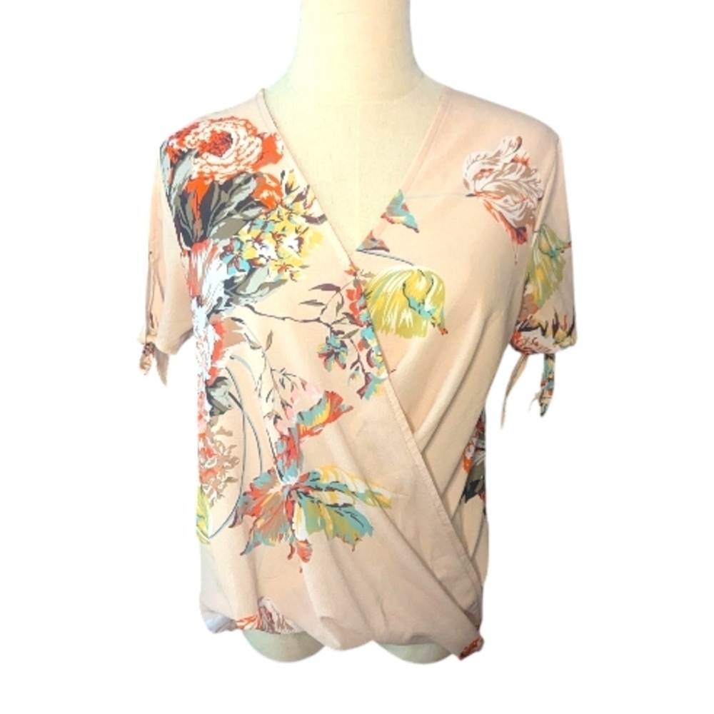Floral Peach Wrap Top TIe Sleeves Small